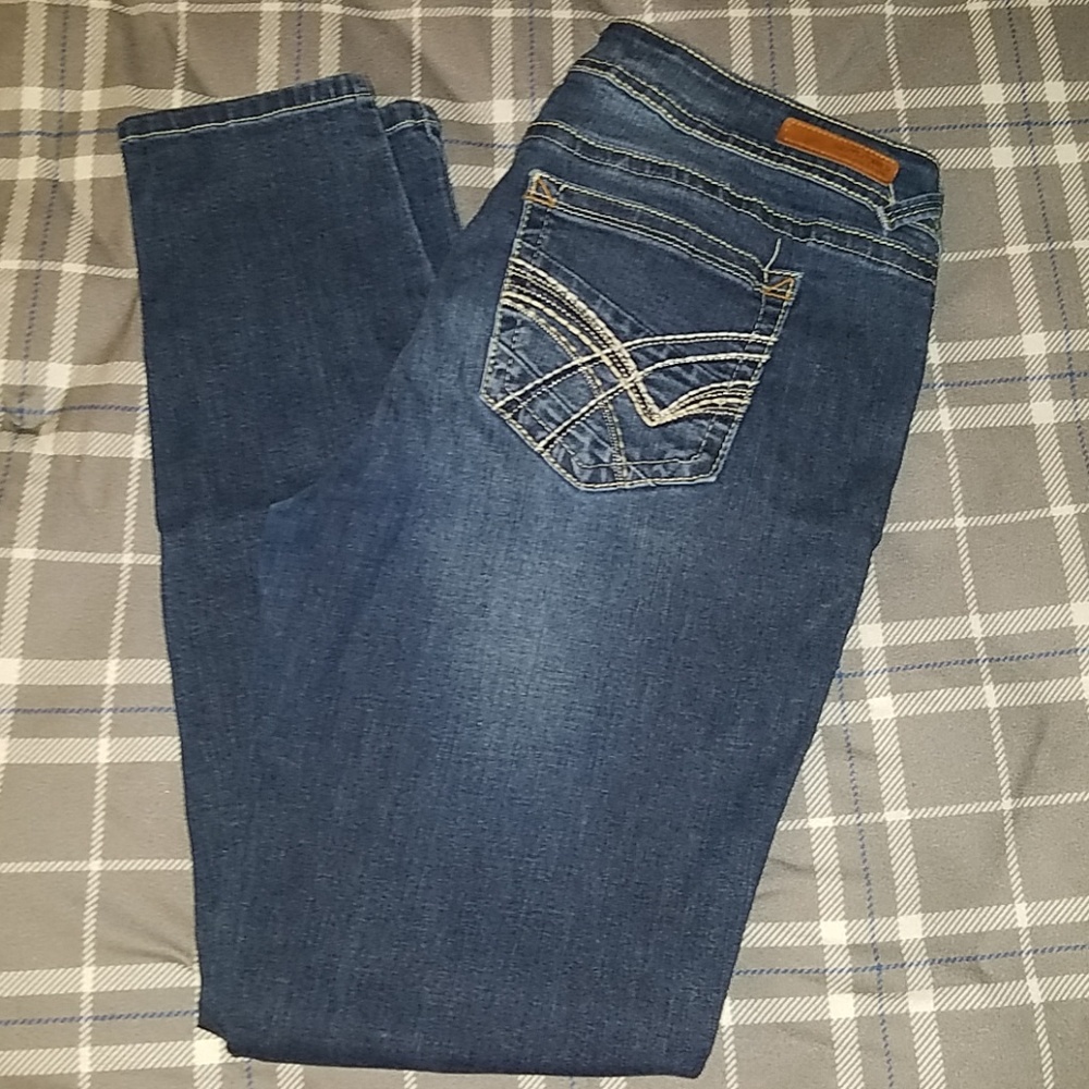 Wall Flower Jean's Size 13